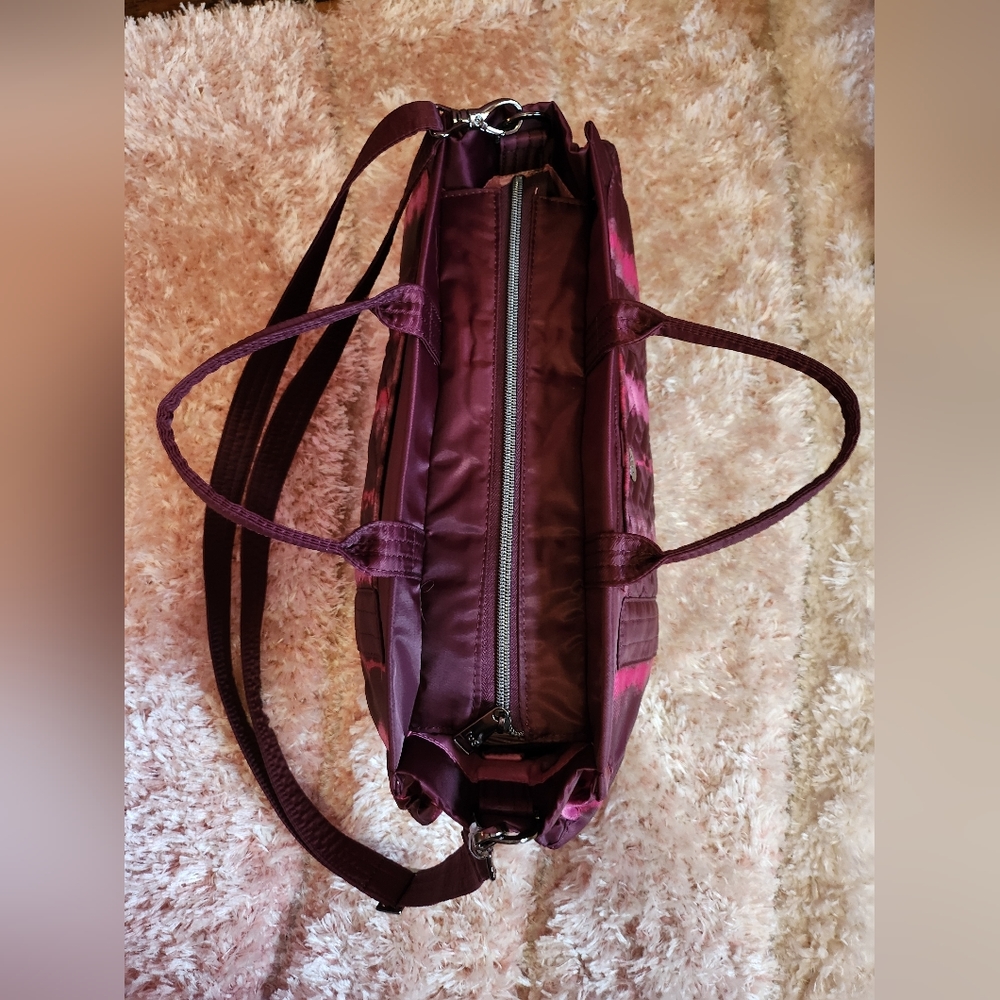 Lug Bag - Picture 6 of 15